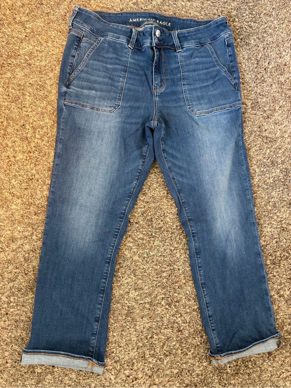 American Eagle Outfitters Women's Blue cropped Stretch Jeans Womens size 16 long